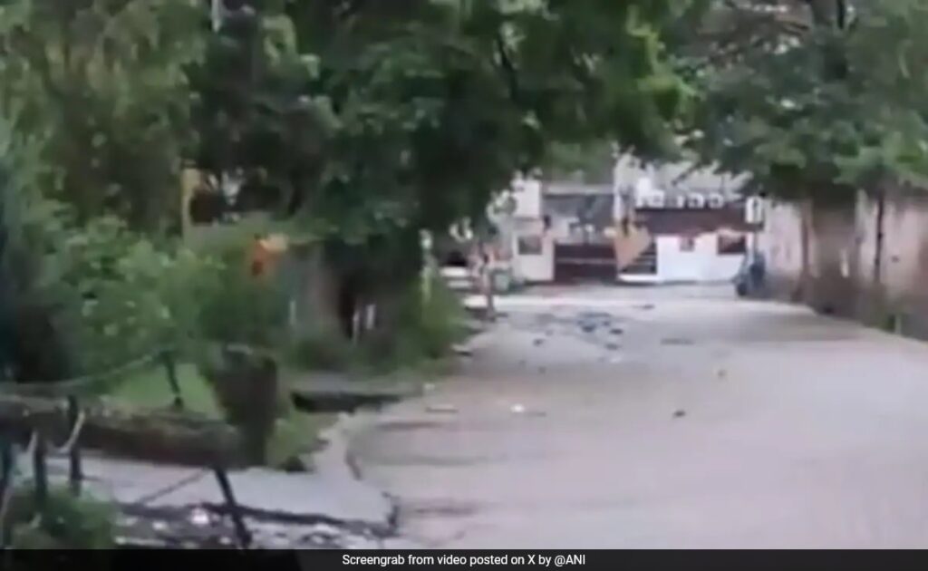 Heavy Rain Triggers Flood-Like Situation In Parts Of J&K, Schools Closed