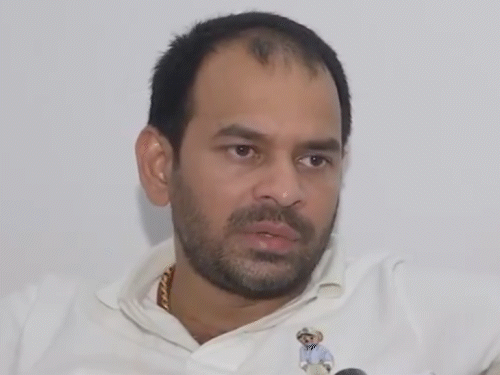 तेजप्रताप ने 2 घंटे तक पत्रकारों को इंतजार करवाया:नहीं की प्रेस कॉन्फ्रेंस, 5 बजे का टाइम दिया था, लेकिन नहीं आए