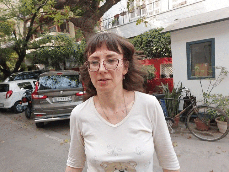 भारत में रूसी महिला बच्चे के साथ लापता:केंद्र ने सुप्रीम कोर्ट को बताया- नेपाल और शारजाह के रास्ते अवैध तरीके से रूस भागी महिला