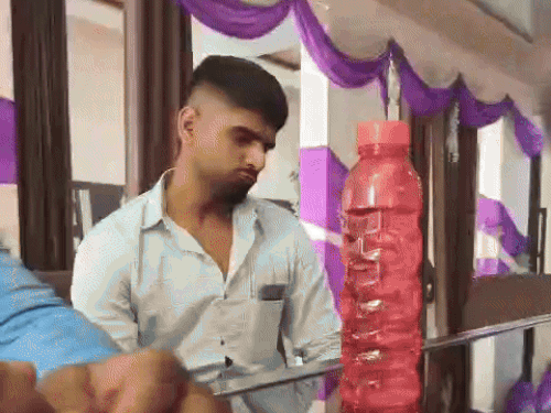 नारनौल के फाइनेंसर ने ₹15,000 उधार देकर ₹3 लाख मांगे:बोला- हमारा तो ब्याज ही इतना; कोर्ट में ब्लैंक चेक लगा तीन लाख क्लेम किए