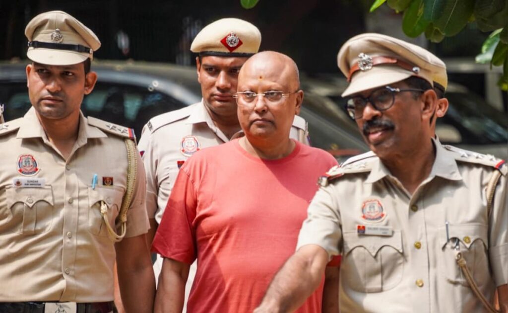 Delhi Baba Saved Screenshots Of Multiple Women's Profile Pics On Phone