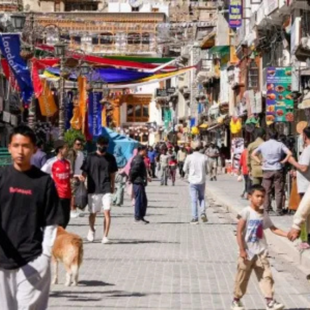 राहुल बोले- PM ने लद्दाख के लोगों से धोखा किया:गोलीबारी की न्यायिक जांच की जाए; लेह में इंटरनेट 3 अक्टूबर तक बंद