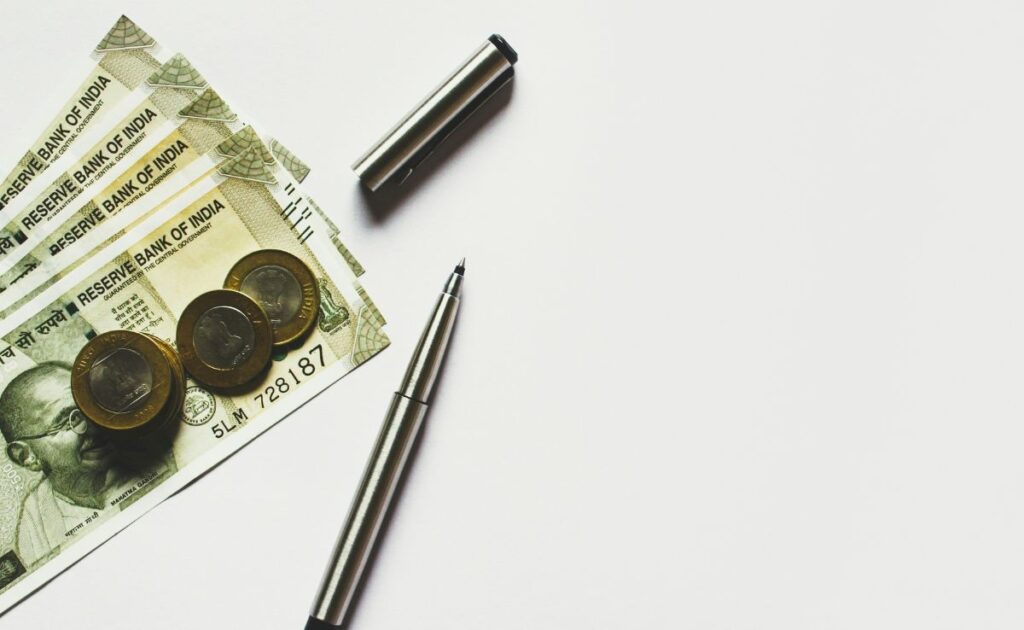 Blue And Grey-Collar Salaries In India Rise 23% In 2 Years: Report