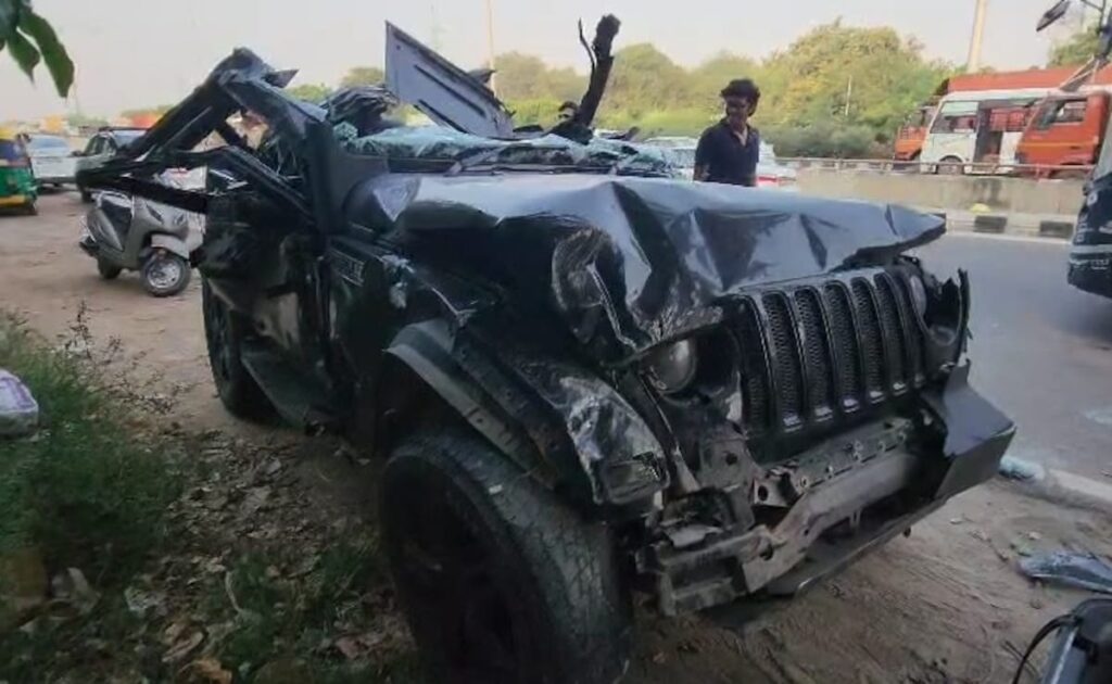 5 Dead As Speeding Thar Loses Control, Hits Divider On Gurugram Highway