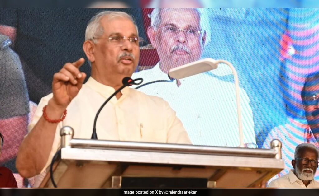 Critics Of 'Gurupooja', 'Bharat Mata' Fake Are Sabarimala Devotees: Kerala Governor