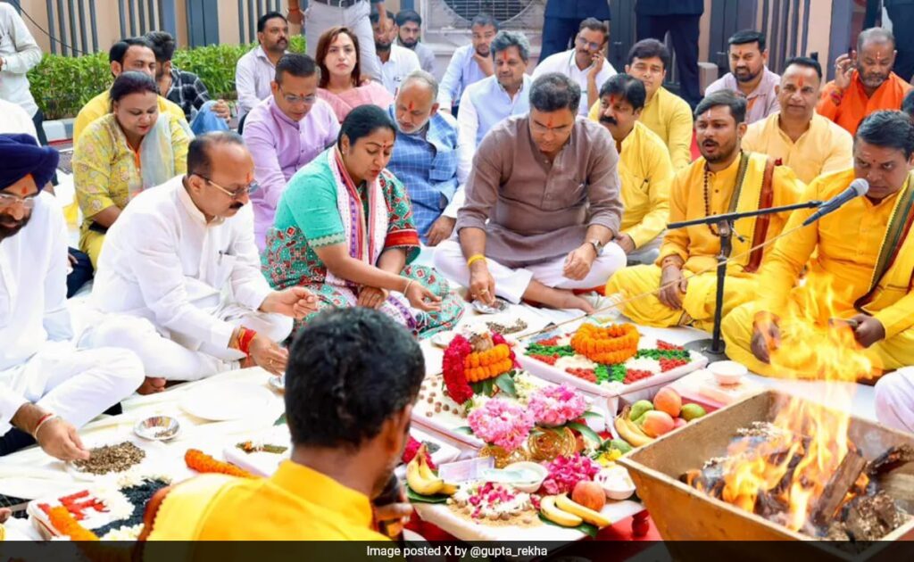 Delhi Chief Minister Rekha Gupta Performs Havan At BJP's New Delhi Headquarter