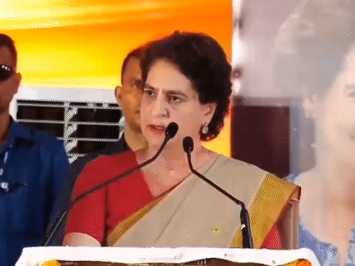 'हमारी सरकार में बिहार से IAS निकलते थे अब मजदूर':मोतिहारी में प्रियंका बोलीं- यहां 20 सालों से वोट चोरों का राज, बदलाव का वक्त है