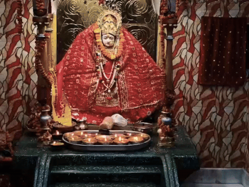 65 साल से जल रही देवी की अखंड ज्योति:यमुनानगर में 1925 में मंदिर की स्थापना, हर महीने लगता है 90 किलो देसी घी