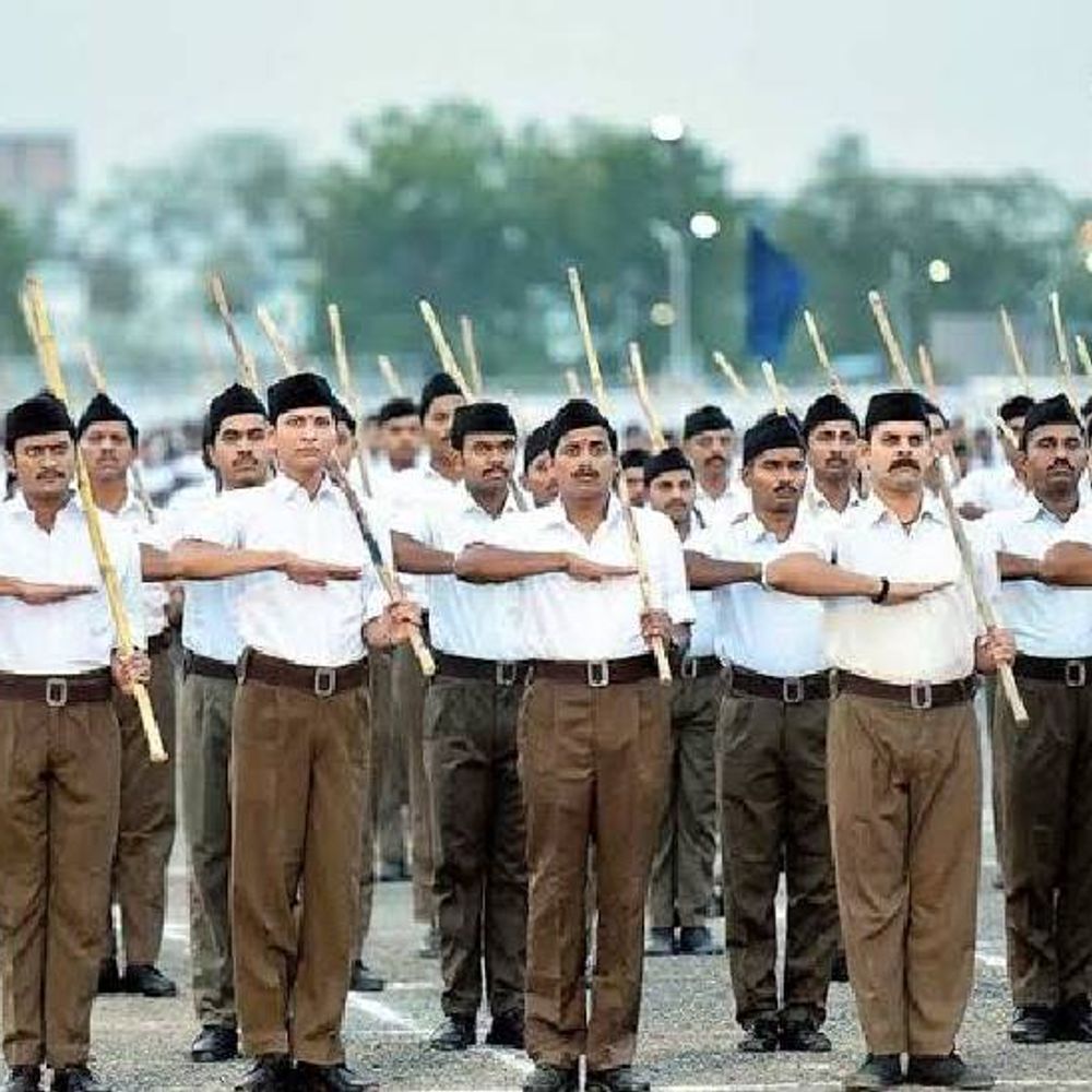 कर्नाटक में RSS पर कंट्रोल के लिए नियम बनेंगे:सड़कों पर पथ संचलन निकालने, शाखा लगाने के लिए अनुमति लेना होगी, मंत्रिमंडल का फैसला