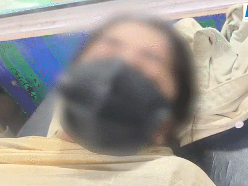 DU छात्रा पर एसिड-अटैक के आरोपी की लोकेशन अलग मिली:CCTV में नहीं दिखी बाइक; 2018 में पीड़ित के पिता पर दर्ज है एसिड अटैक का केस