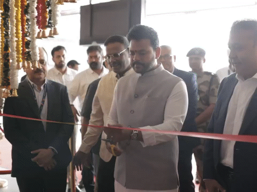 दिल्ली एयरपोर्ट का टर्मिनल-2 कल से यात्रियों के लिए खुलेगा:केंद्रीय मंत्री ने किया उद्घाटन; अप्रैल में अपग्रेड करने के लिए बंद हुआ था