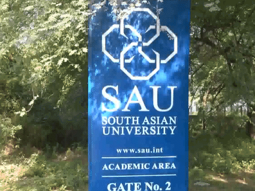 दिल्ली कॉलेज केस- पीड़ित के दोस्त पर शक:अश्लील मैसेज भेजने वाली ID का एक्सेस था; मेल पर पीड़ित की न्यूड तस्वीर बनाई गई