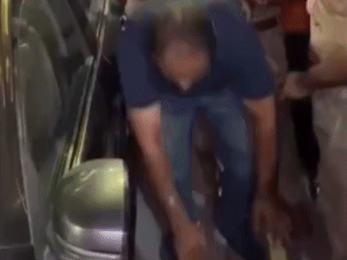 भाजपा नेता बोला- मंत्री बाप है... कहकर नाक रगड़ो, VIDEO:मेरठ में पुलिस के सामने युवक से माफी मंगवाई, कार के शीशे तोड़े; अरेस्ट