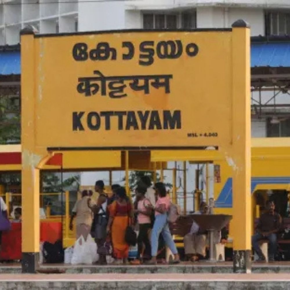 केरल फिर देश का रोल मॉडल- अत्यंत गरीबी खत्म की:ऐसा करने वाला दक्षिण एशिया का पहला राज्य; 73000 माइक्रो प्लान बनाए, सख्त निगरानी की