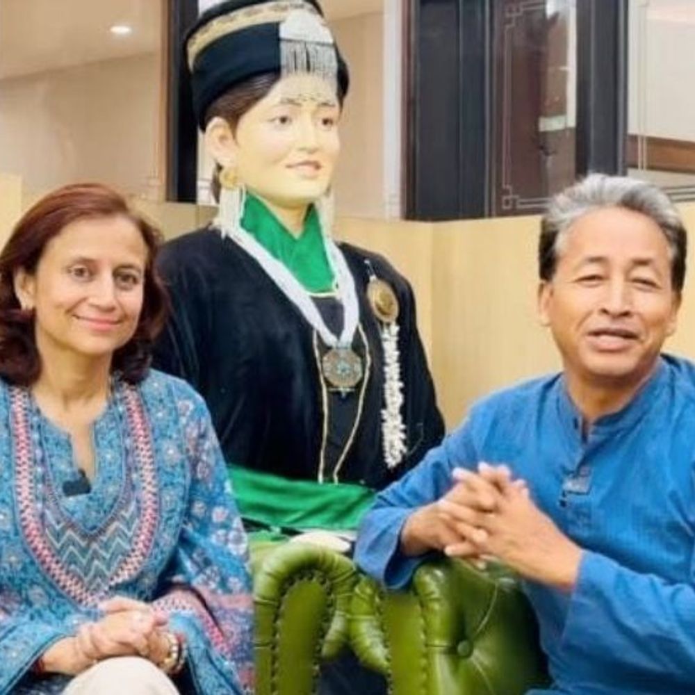 लेह हिंसा-वांगचुक की पत्नी की SC में बंदी प्रत्यक्षीकरण याचिका:बोलीं- एक हफ्ता हो गया, न पति की सेहत पता, न ही गिरफ्तारी की वजह