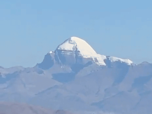 उत्तराखंड से 10 हजार लोगों ने देखा कैलाश पर्वत:भावुक हुआ एक श्रद्धालु, जानिए कैसे बिना तिब्बत गए हुए शिव के दर्शन