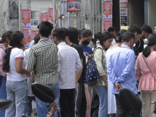 दिल्ली धमाके के बाद अलर्ट पर देहरादून पुलिस:900 कश्मीरी छात्रों पर निगरानी, कम्युनिकेशन एक्टिविटी पर रखी जा रही नजर