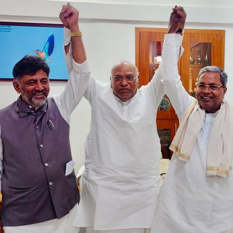 खड़गे बोले- कर्नाटक CM बदलने पर हाईकमान का फैसला अंतिम:बीजेपी ने पूछा- राष्ट्रीय अध्यक्ष हाईकमान नहीं, तो कौन? गृह मंत्री बोले- मैं दावेदार