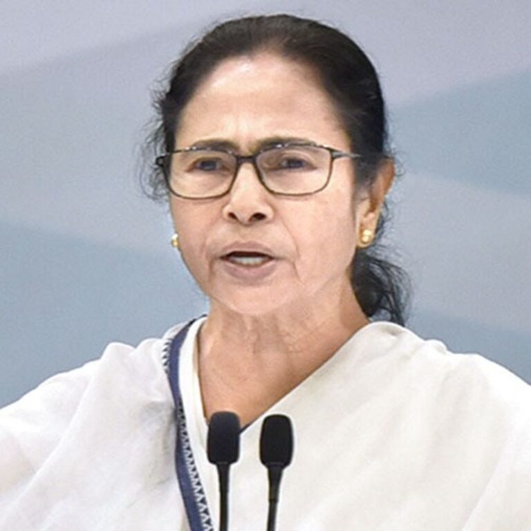 ममता बनर्जी ने SIR फॉर्म लेने का दावा खारिज किया:कहा- जब तक हर बंगाली इसे नहीं भरता, मैं भी नहीं भरूंगी, मीडिया ने झूठ फैलाया