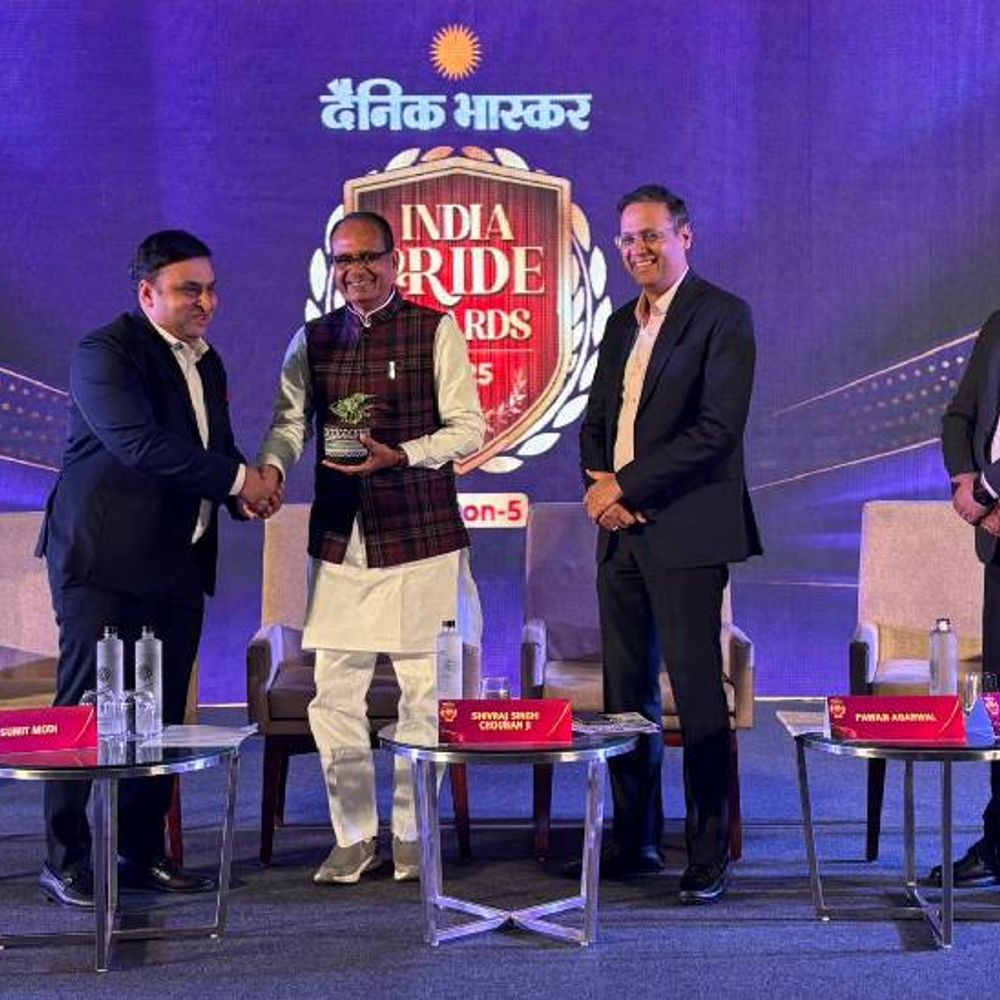 दैनिक भास्कर इंडिया प्राइड अवॉर्ड 2025:कृषि मंत्री शिवराज ने लीडर्स का सम्मान किया, जिनके काम पर देश को है नाज