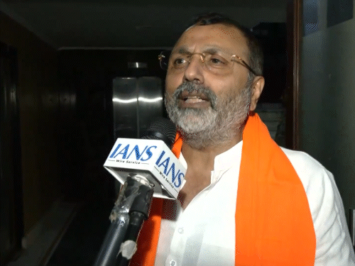 BJP सांसद बोले- राहुल गांधी बूढ़े हो गए हैं:शादी नहीं की, इसका मतलब नहीं कि जवान ही रहेंगे; जब संपत्ति नहीं तो विदेश क्यों जाते हैं