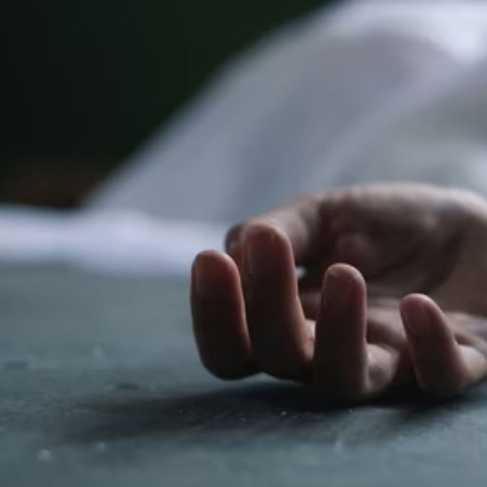 अमेरिका का वीजा नहीं मिला तो सुसाइड किया:हैदराबाद में महिला डॉक्टर की फ्लैट में लाश मिली; सुसाइड नोट में लिखा- तनाव में हूं