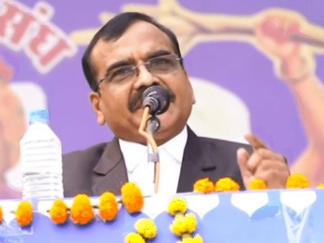 अजाक्स के अध्यक्ष बोले- मेरे भाषण को तोड़-मरोड़कर पेश किया:ब्राह्मण बेटियों वाले बयान पर माफी मांगी; सपाक्स ने कहा- उनकी गिरफ्तारी हो