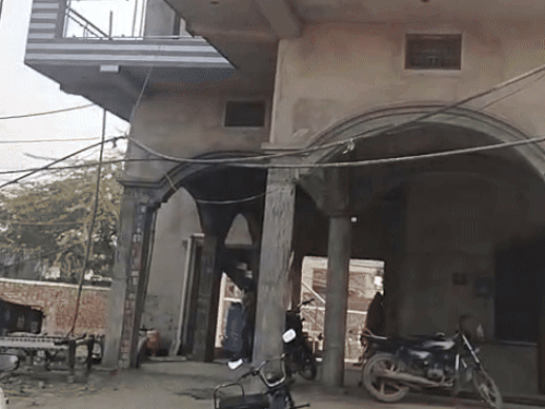 दिल्ली ब्लास्ट, नूंह से MBBS डॉक्टर और छात्र हिरासत में:डॉक्टर अलफलाह यूनिवर्सिटी में इंटर्नशिप कर रहा, छात्र को फिरोजपुर झिरका से पकड़ा