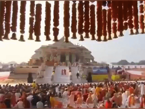 राम मंदिर ध्वजारोहण के लिए मुकेश अंबानी-अमिताभ बच्चन को न्योता:मोदी कारीगरों से मुलाकात करेंगे; 25 को आम लोग दर्शन नहीं कर सकेंगे