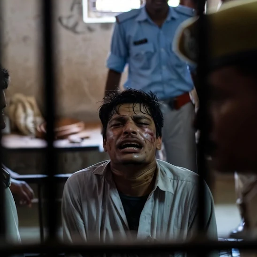 सुप्रीम कोर्ट बोला- हिरासत में मौतें बर्दाश्त नहीं:दैनिक भास्कर की खबर पर केंद्र-राज्य को नोटिस; थानों में CCTV पर 16 दिसंबर तक रिपोर्ट मांगी