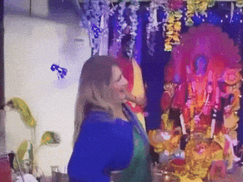 मंदिर में चिकनी चमेली सॉन्ग पर महिला ने लगाए ठुमके:जालंधर में काली माता की मूर्ति के आगे सैंडल पहनकर नाची, VIDEO वायरल