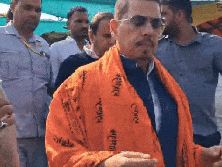 वाड्रा का बड़ा बयान- बिहार में जनता खरीदी गई:भास्कर के सवाल पर बोले- जनता खुश नहीं, बैलेट पेपर से वोट हों तो रिजल्ट बदल जाएगा