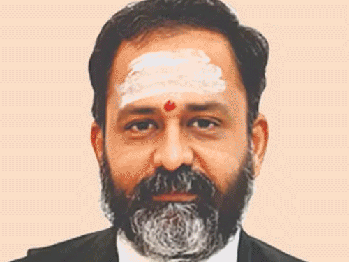 मद्रास हाईकोर्ट के जज को 36 पूर्व जजों का समर्थन:पूर्व न्यायाधीश बोले- जस्टिस स्वामीनाथन के खिलाफ महाभियोग प्रस्ताव न्यायपालिका पर हमला है