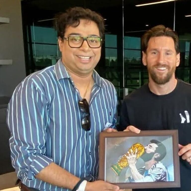 मेसी के टूर ऑर्गनाइजर को जमानत नहीं:14 दिन की कस्टडी में भेजा; जांच पैनल और गवर्नर स्टेडियम पहुंचे, नाराज फैंस ने तोड़-फोड़ की थी