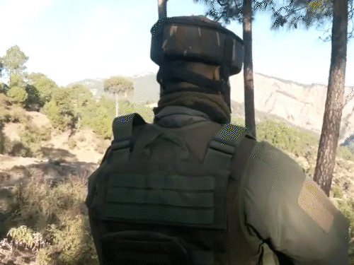 उधमपुर में लगातार दूसरे दिन एनकाउंटर, दो जवान घायल:कल एक पुलिसकर्मी की जान गई थी; एक आतंकवादी के जख्मी होने का अनुमान