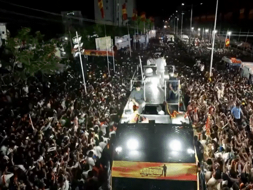 सुप्रीम कोर्ट बोला- मद्रास हाईकोर्ट में कुछ तो गड़बड़:करूर भगदड़ पर SIT कैसे बनाई, ये तो मदुरै बेंच के अधिकार क्षेत्र का मामला