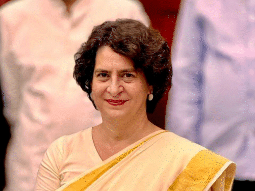 प्रियंका से 2 घंटे बंद कमरे में मिले प्रशांत किशोर:UP चुनाव में बना सकते हैं रणनीति, बिहार में कांग्रेस अकेले चलेगी, कितने फायदेमंद PK?