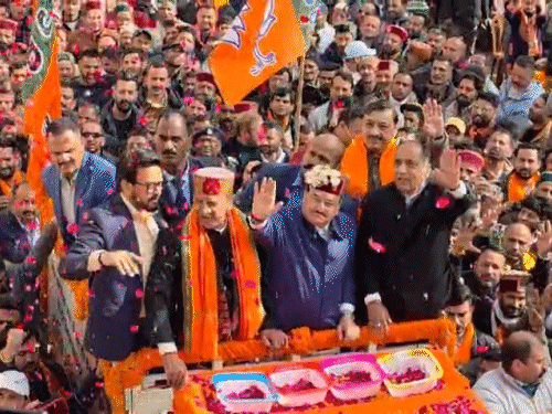 हिमाचल सरकार पर बरसे जेपी नड्डा:बोले- केंद्र ने 3789 करोड़ दिए; राज्य में जमकर भ्रष्टाचार हुआ, पीटरहॉफ में राष्ट्रीय अध्यक्ष का ग्रैंड वेलकम