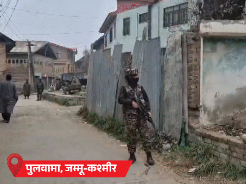 दिल्ली ब्लास्ट, कश्मीर-लखनऊ में 8 जगहों पर NIA की रेड:आतंकी शाहीन और ड्रोन हमलों की प्लानिंग करने वाले बिलाल के घर की तलाशी ली