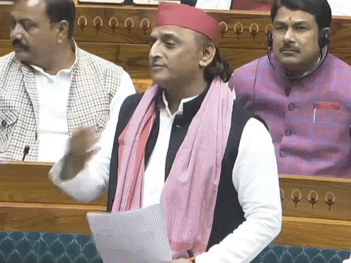 लोकसभा में अखिलेश बोले-SIR के बहाने NRC किया जा रहा:TMC सांसद ने कहा- ये वोट डिलीट करने का टूल, EC नागरिकता तय नहीं कर सकता