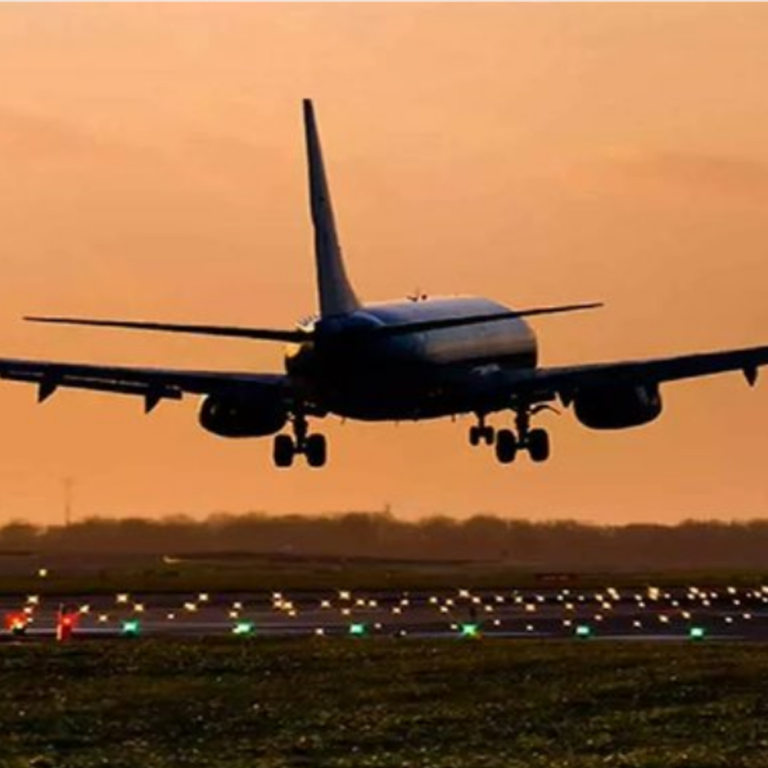 केंद्र की 3 नई एयरलाइंस को हरी झंडी:शंख एयर, अलहिंद एयर और फ्लाई एक्सप्रेस को NOC मिला; एविएशन सेक्टर में मोनोपॉली तोड़ने की तैयारी