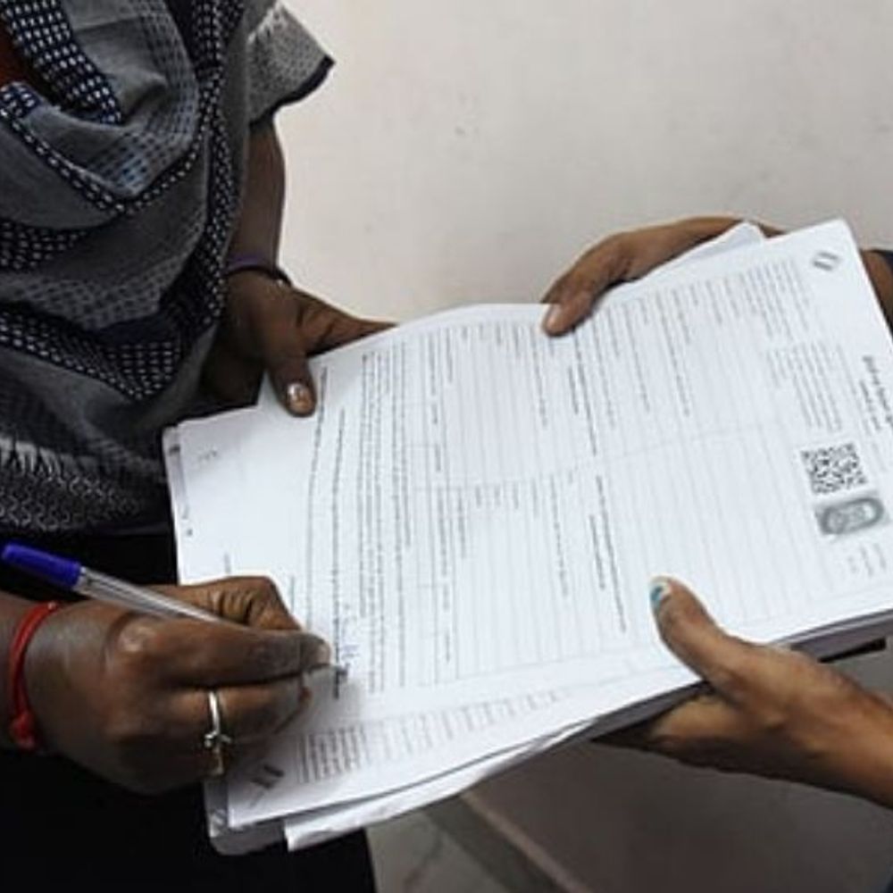 SC बोला- केरल में SIR डेडलाइन बढ़ाने पर सोचे EC:राज्य में 9 और 11 दिसंबर को स्थानीय निकाय चुनाव, 13 को रिजल्ट; कर्मचारी व्यस्त रहेंगे