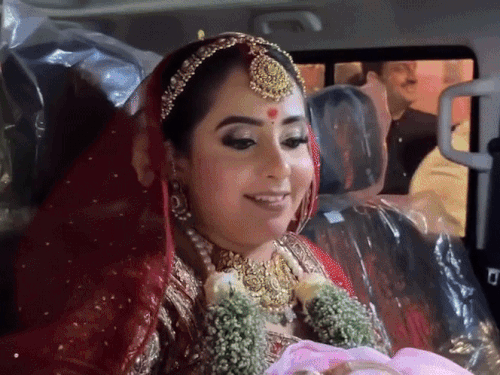 पंजाबी दुल्हन खुद थार चलाकर ससुराल पहुंची, VIDEO:दूल्हे को कहा- बैठो, घर नहीं जाना; दूल्हा 'राम-राम, घर पहुंचना है' कहता दिखा