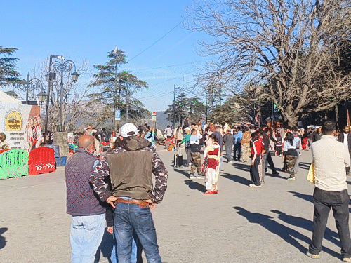 हिमाचल में 20-21 दिसंबर को बर्फबारी के आसार:शिमला में रात का पारा 11.4°C पहुंचा, मंडी-बिलासपुर में छाया कोहरा