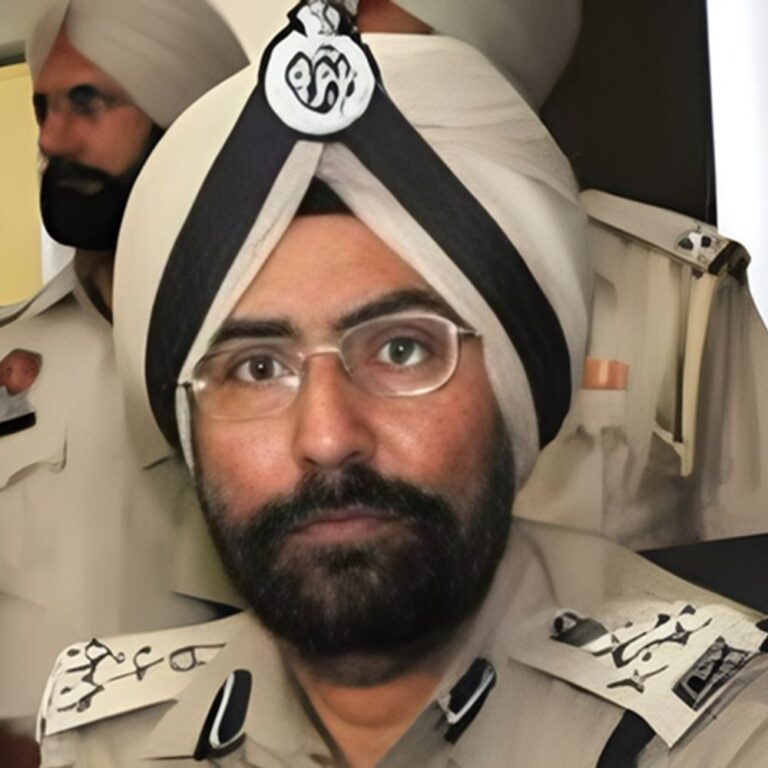 पंजाब के पूर्व IG ने खुद को गोली मारी:अस्पताल में भर्ती; 12 पेज का सुसाइड नोट छोड़ा, लिखा- ₹8 करोड़ का ऑनलाइन फ्रॉड हुआ