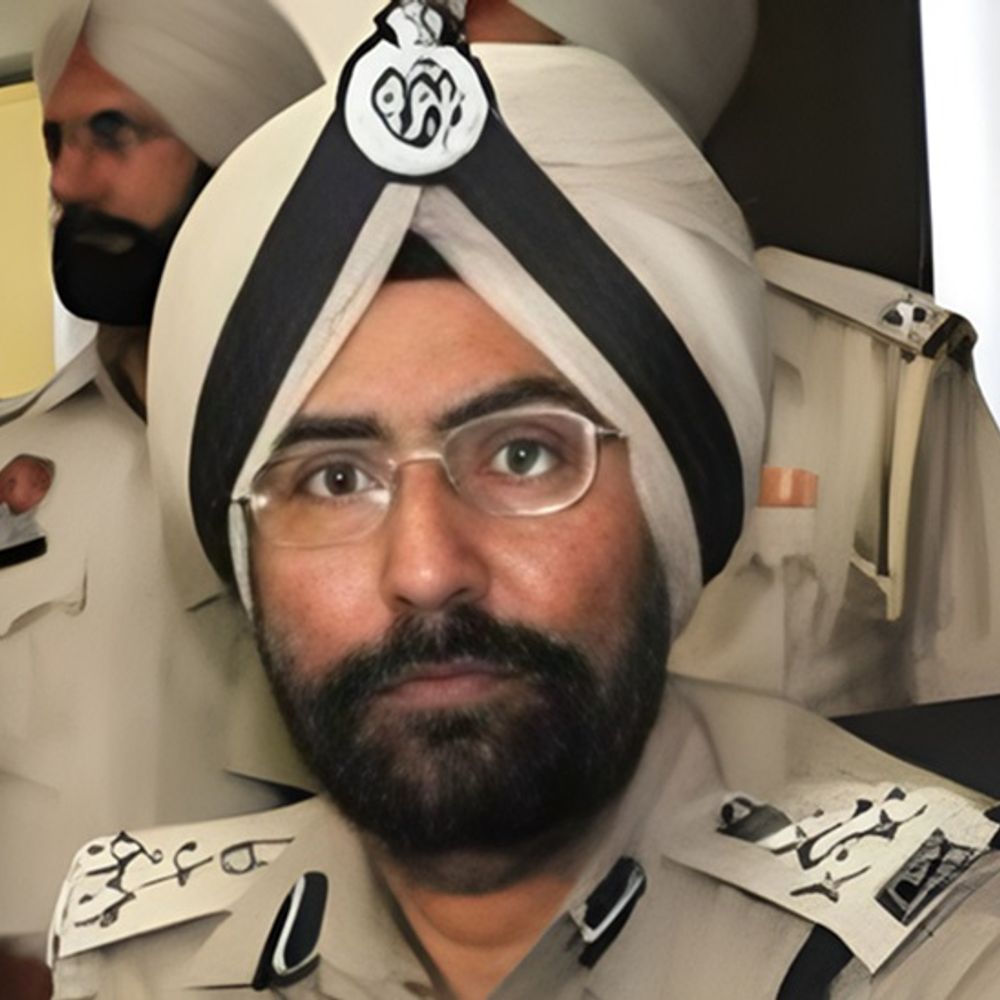 पंजाब के पूर्व IG ने खुद को गोली मारी:अस्पताल में भर्ती; 12 पेज का सुसाइड नोट छोड़ा, लिखा- ₹8 करोड़ का ऑनलाइन फ्रॉड हुआ