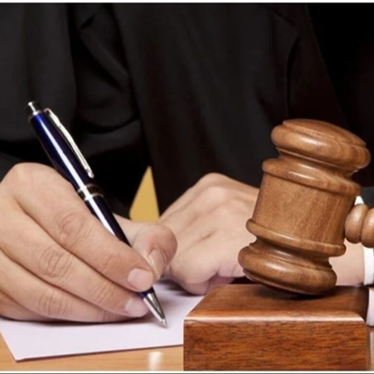 शिमला कोर्ट ने 2 प्रमोटरों को भगोड़ा घोषित किया:मानव भारती यूनिवर्सिटी फर्जी डिग्री केस में कार्रवाई, भारत छोड़ चुके मनदीप और अशोनी